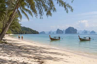 Naka Islands