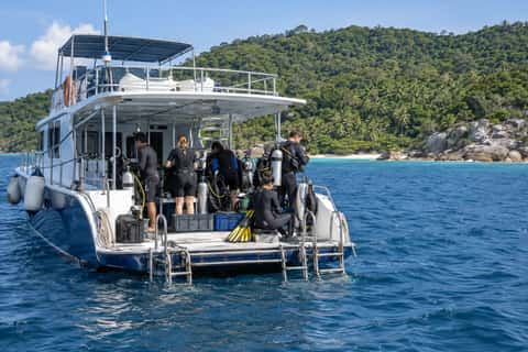 Dive boat, Racha Island (Raya)